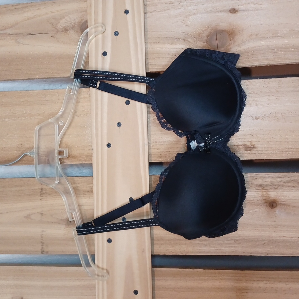 Chantelle Underwire Black Bra 36C